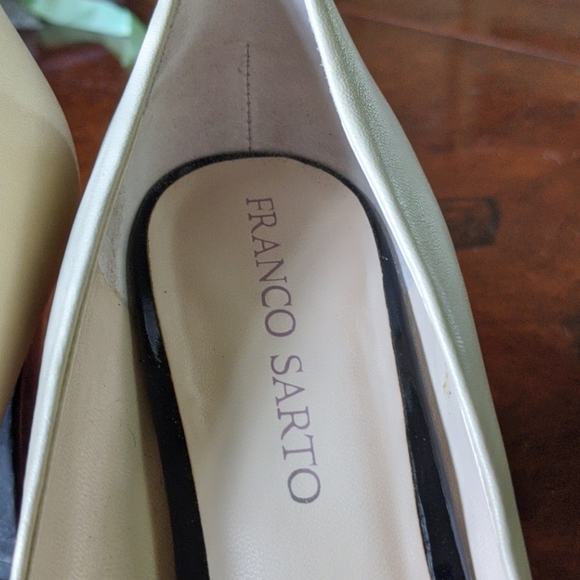Hard to find Franco Sarto peep toe wingtip heels - Picture 5 of 10